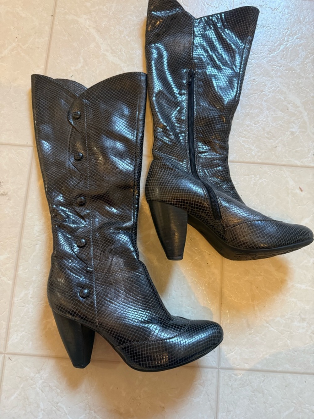 Born Black snake print Boots